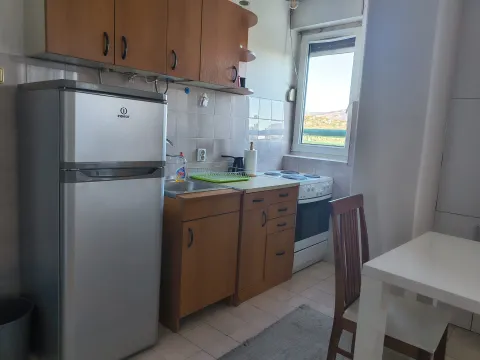 Izdavanje, jednosoban stan, 30m², Blok 6, Podgorica - image 4