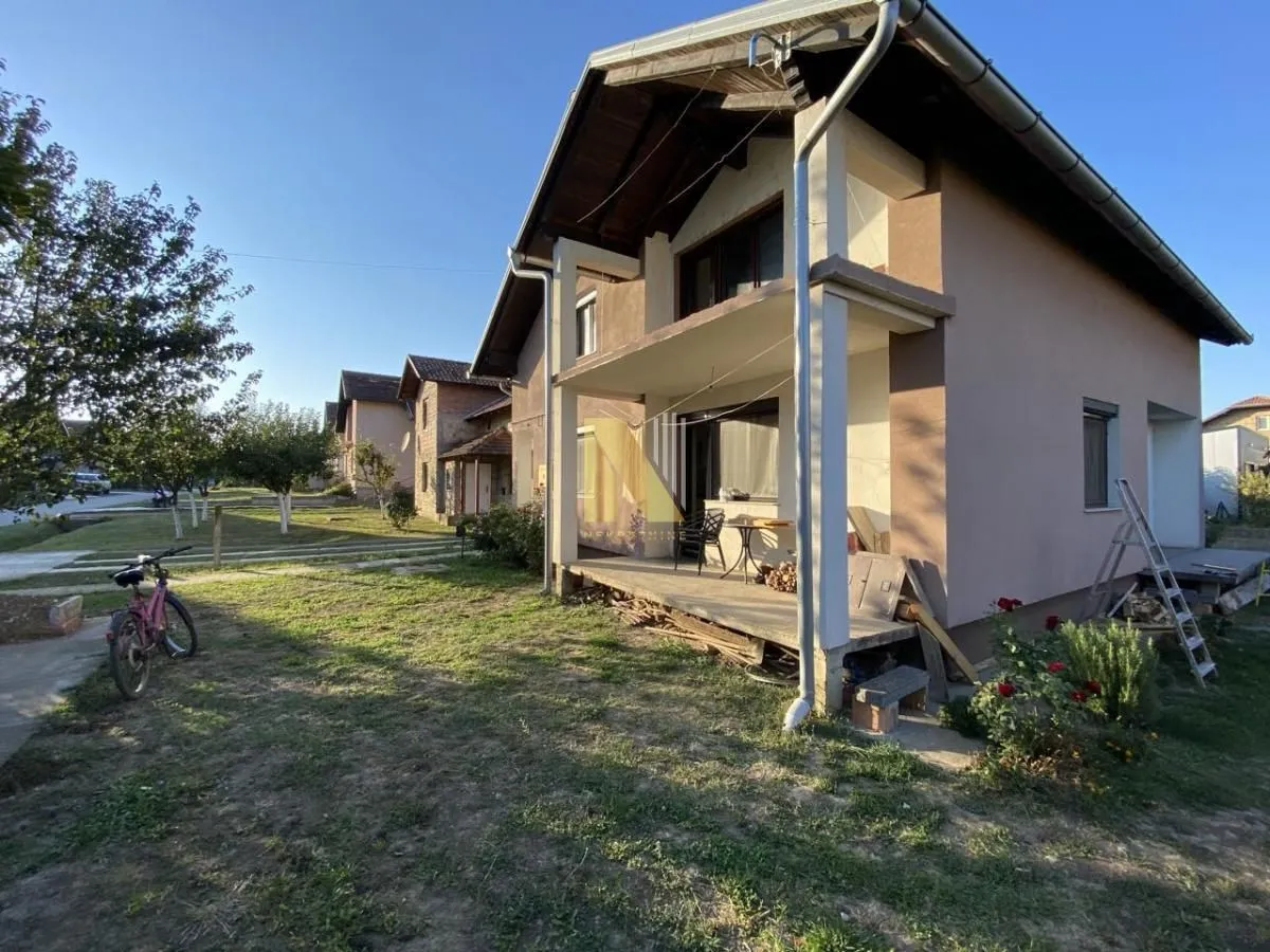Prodaja, kuća, 180m², Temerin, Novi Sad