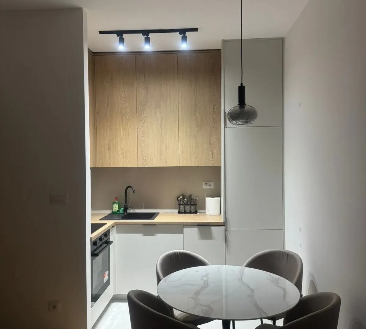 Izdavanje, jednosoban stan, 40m², Zabjelo, Podgorica