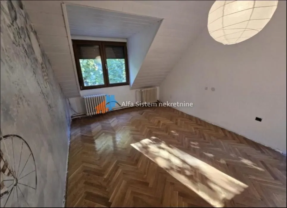 Izdavanje, kuća, 160m², Savski Venac, Beograd