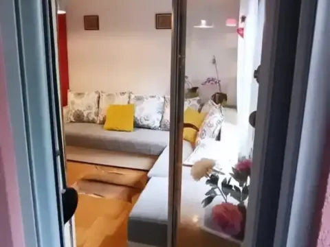 Sale, one bedroom apartment, 49m², Bečići, Budva - image 6