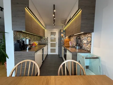 Izdavanje, trosoban stan, 75m², Vračar Hram, Vračar Sve Podlokacije - image 4