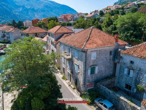 Prodaja, kuća, 321m², Prčanj, Kotor - image 14