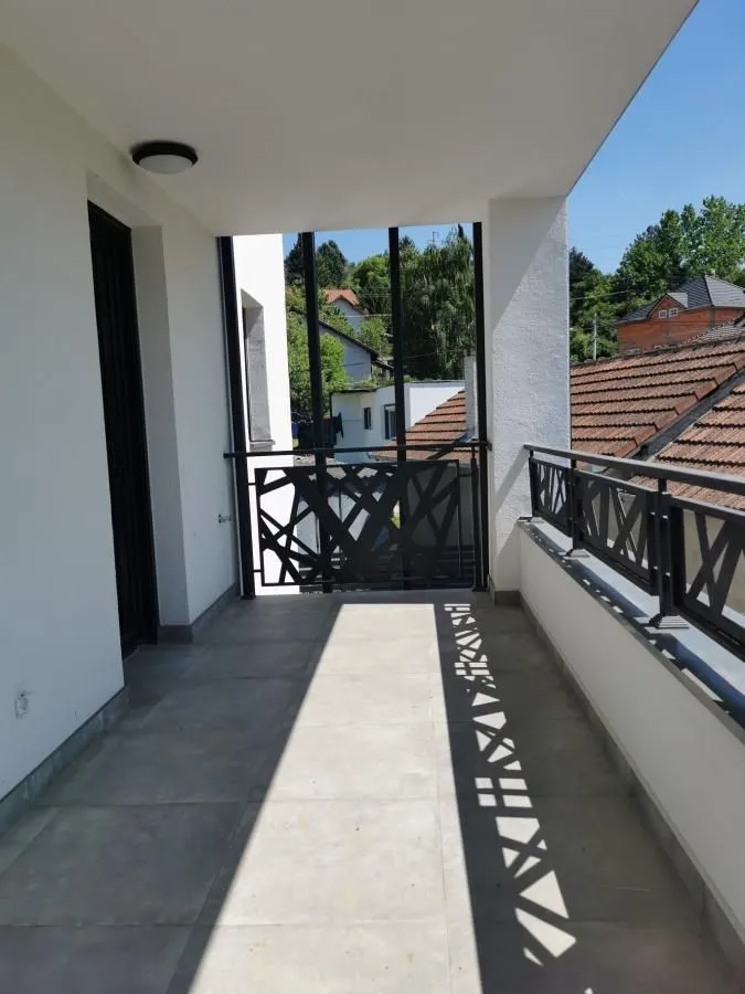 Prodaja, četvorosoban stan, 124m², Sremska Kamenica, Petrovaradin