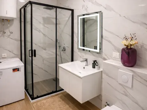 Rent, one bedroom apartment, 50m², Ulcinjsko Polje, Ulcinj - image 11