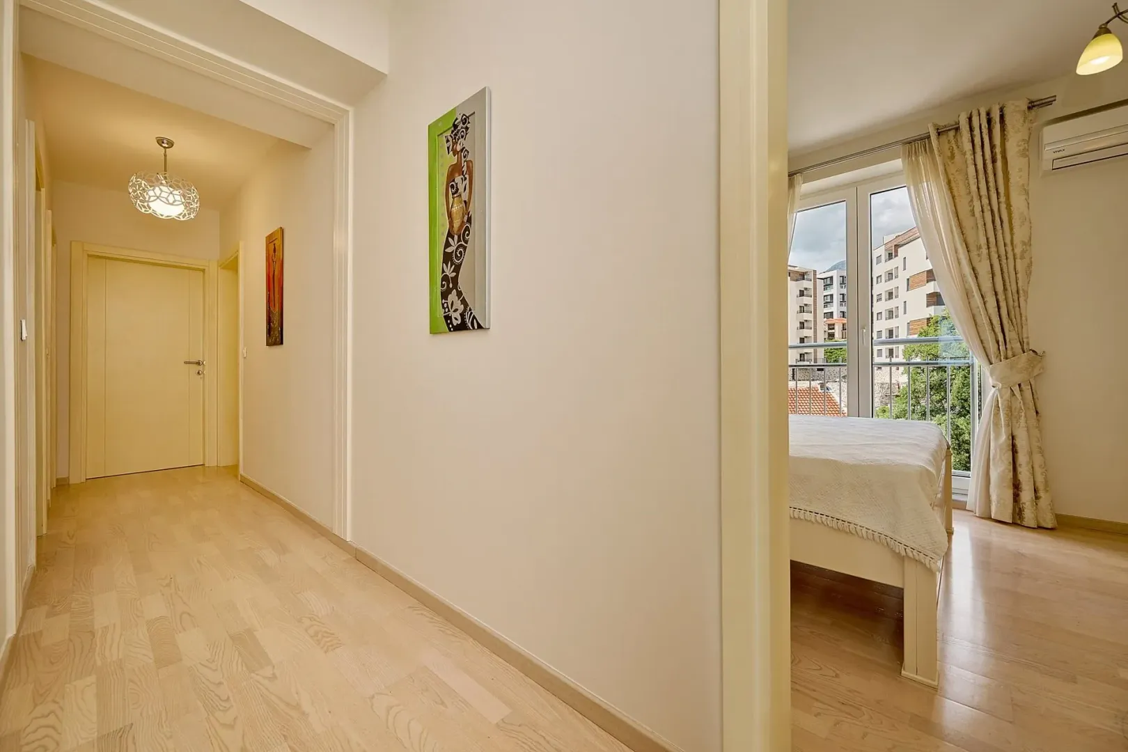 Sale, four bedroom apartment, 113m², Bečići, Budva