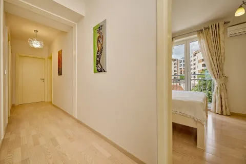 Sale, four bedroom apartment, 113m², Bečići, Budva - image 19