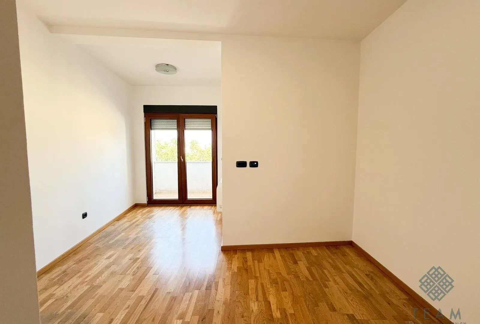 Rent, office space, 90m², Centar, Podgorica