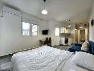 Izdavanje, garsonjera, 28m², Budva, Crna Gora - image 1