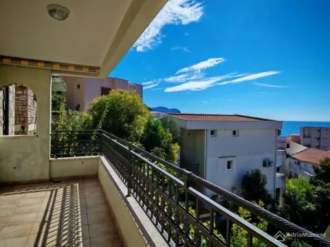 Sale, two bedroom apartment, 84m², Petrovac, Budva - image 12