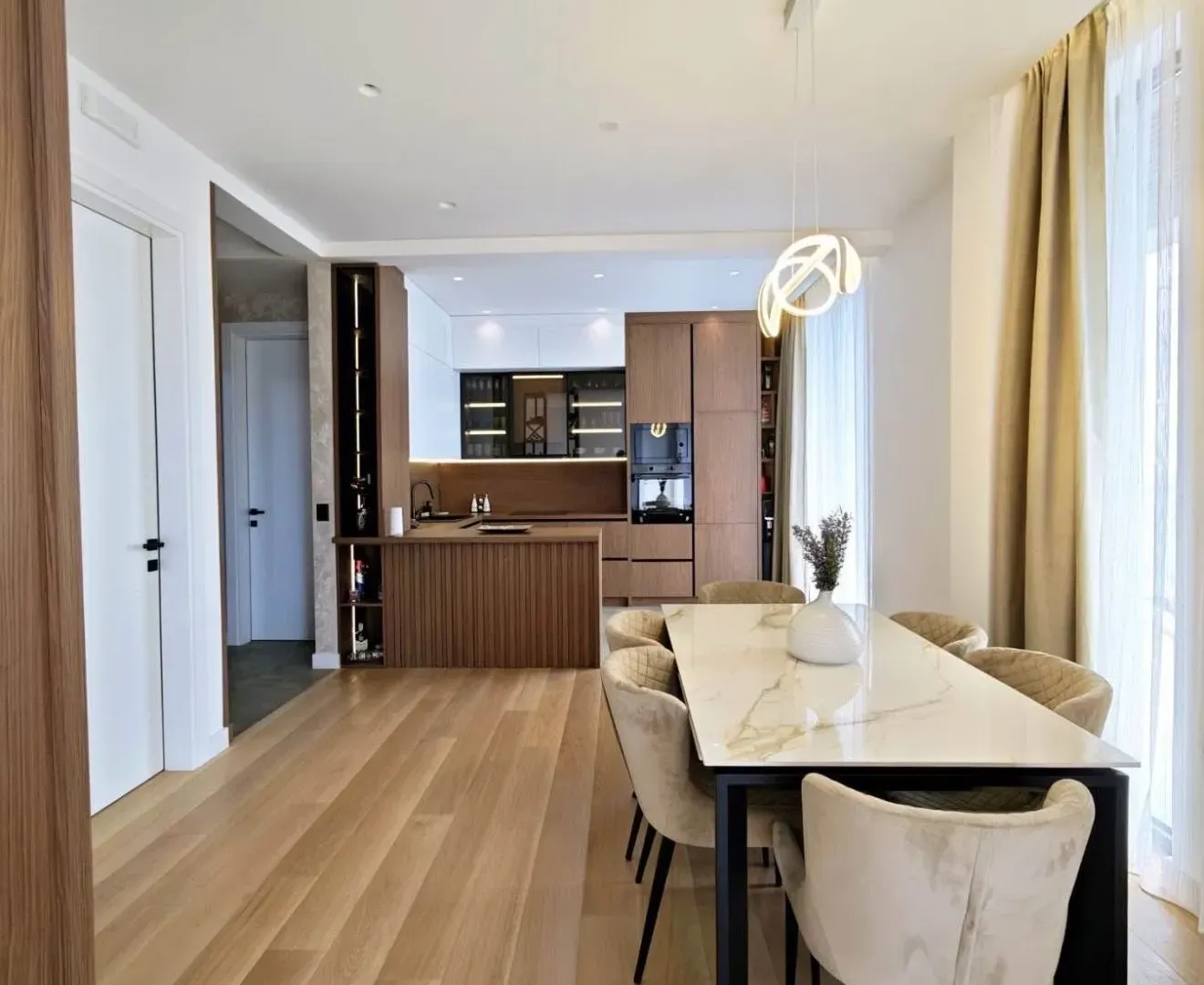 Rent, house, 190m², Krimovica, Kotor