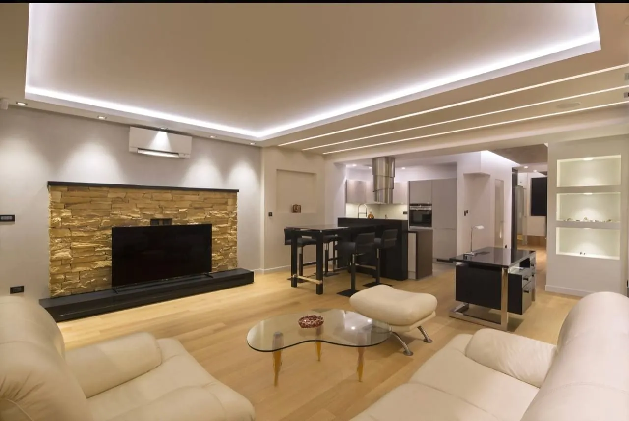 Prodaja, dvosoban stan, 107m², Centar, Budva