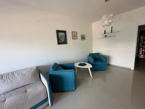 Izdavanje, stan, 59m², Šušanj, Bar - image 5