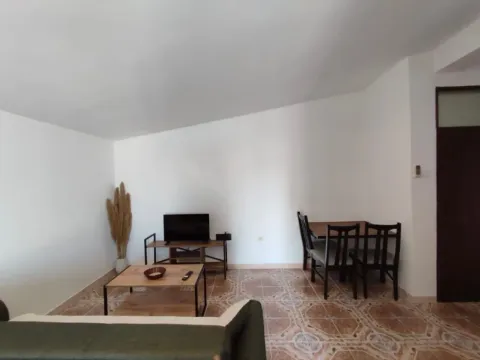 Izdavanje, garsonjera, 30m², Šušanj, Bar - image 7