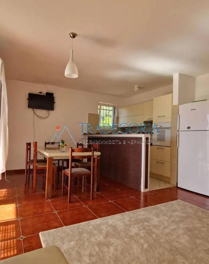 Prodaja, trosoban stan, 90m², Petrovac, Budva