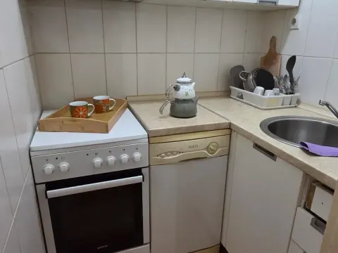 Rent, one bedroom apartment, 40m², Centar, Podgorica - image 1