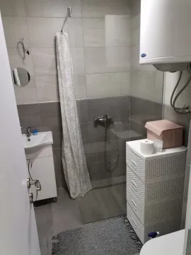 Izdavanje, dvosoban stan, 65m², Karaburma, Palilula Sve Podlokacije - image 6