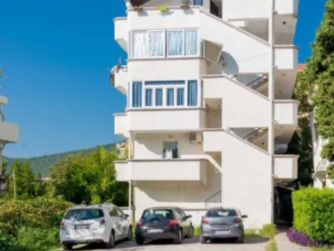 Prodaja, trosoban stan, 106m², Podkošljun, Budva - image 4