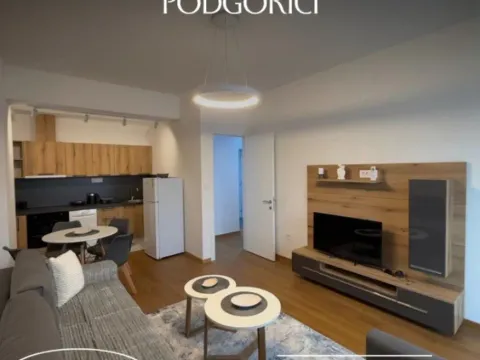 Izdavanje, jednosoban stan, 60m², Centar, Podgorica