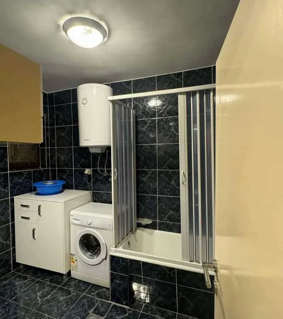 Izdavanje, jednosoban stan, 60m², Gorica C, Podgorica