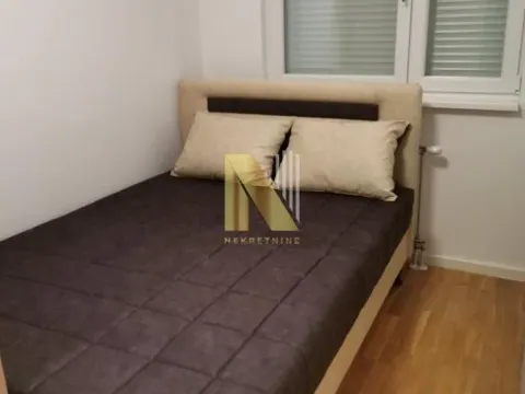 Izdavanje, dvosoban stan, 40m², Novi Sad, Srbija - image 4