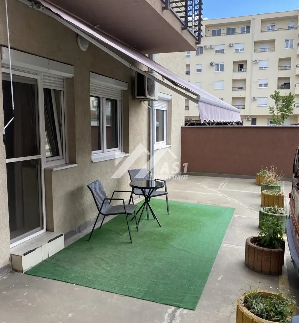 Izdavanje, jednosoban stan, 40m², Salajka, Novi Sad Sve Podlokacije