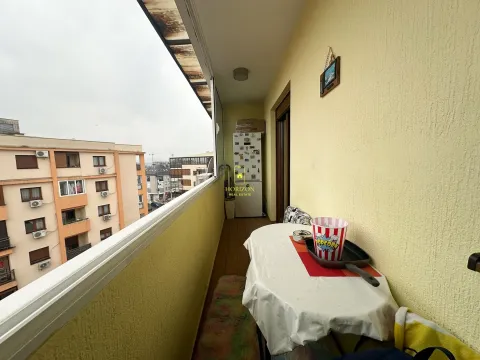 Prodaja, dvosoban stan, 67m², Stari Aerodrom, Podgorica - image 2