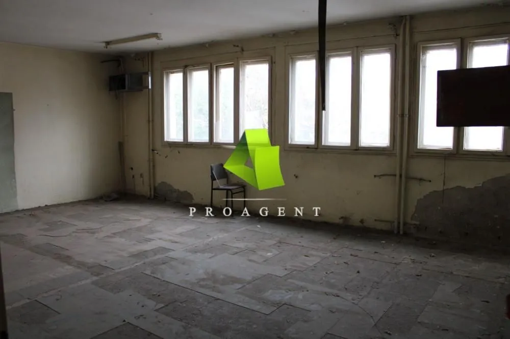 Izdavanje, poslovni prostor, 828m², Centar, Niš