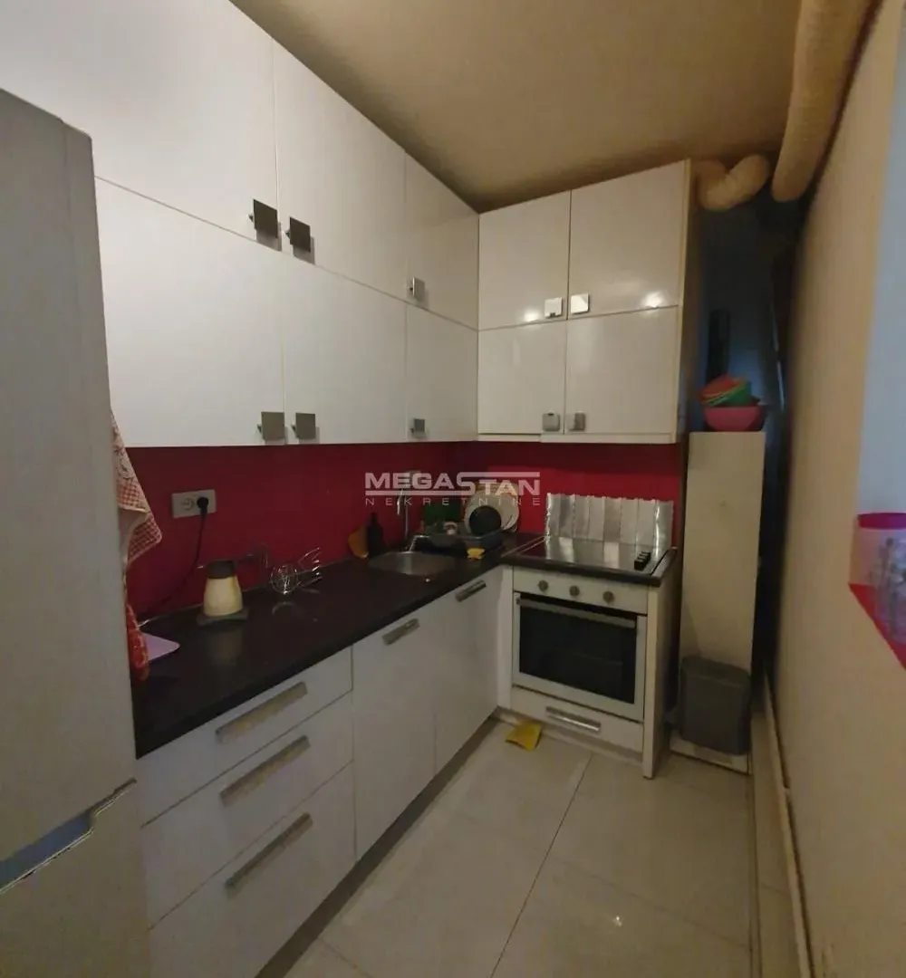 Sale, three bedroom apartment, 76m², Vračar Sve Podlokacije, Beograd