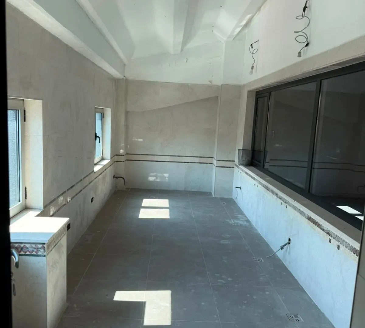 Rent, office space, 310m², Stari Aerodrom, Podgorica
