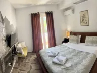 Izdavanje, kuća, 600m², Dobrota, Kotor - image 12