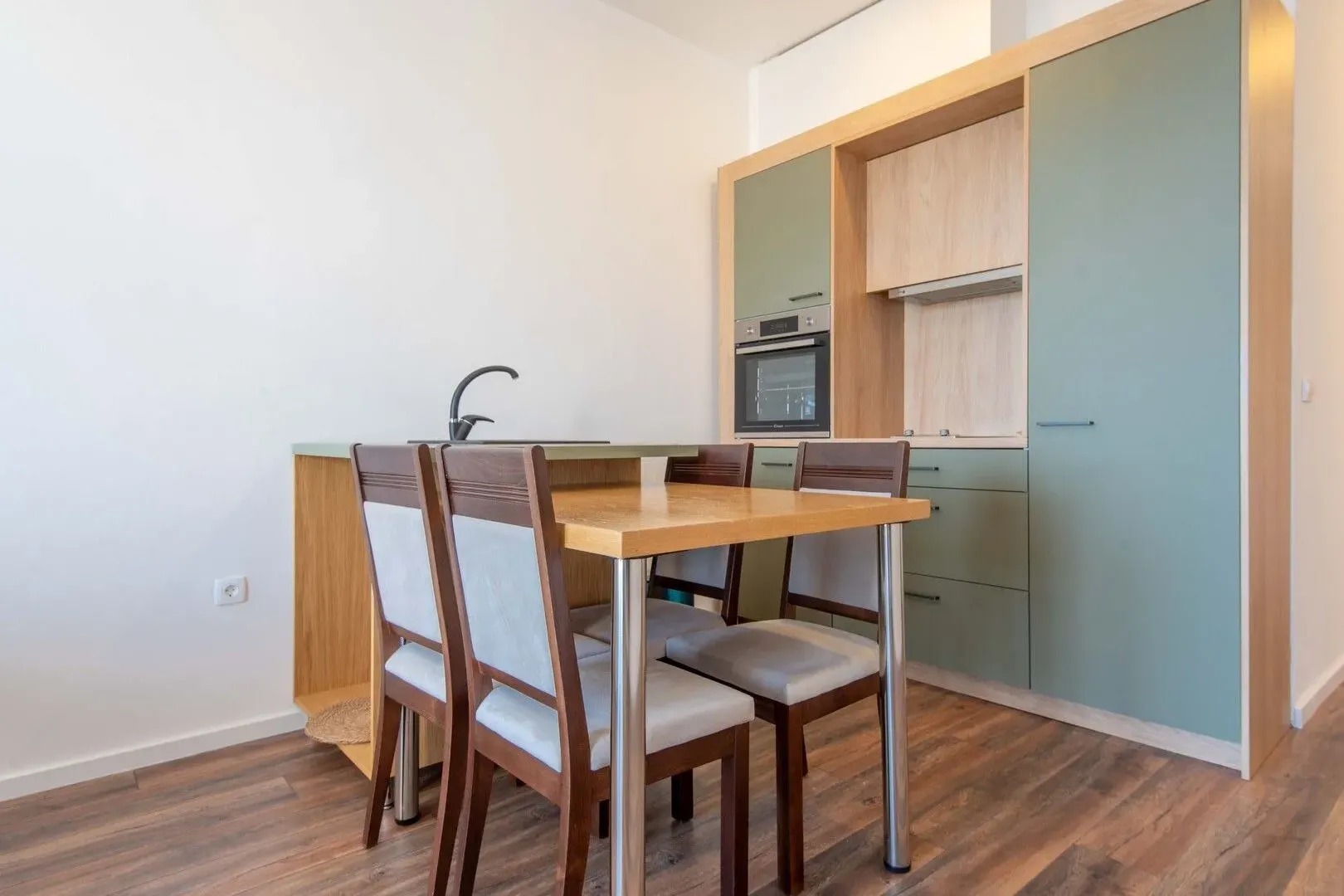 Sale, one bedroom apartment, 55m², Skočiđevojka, Budva
