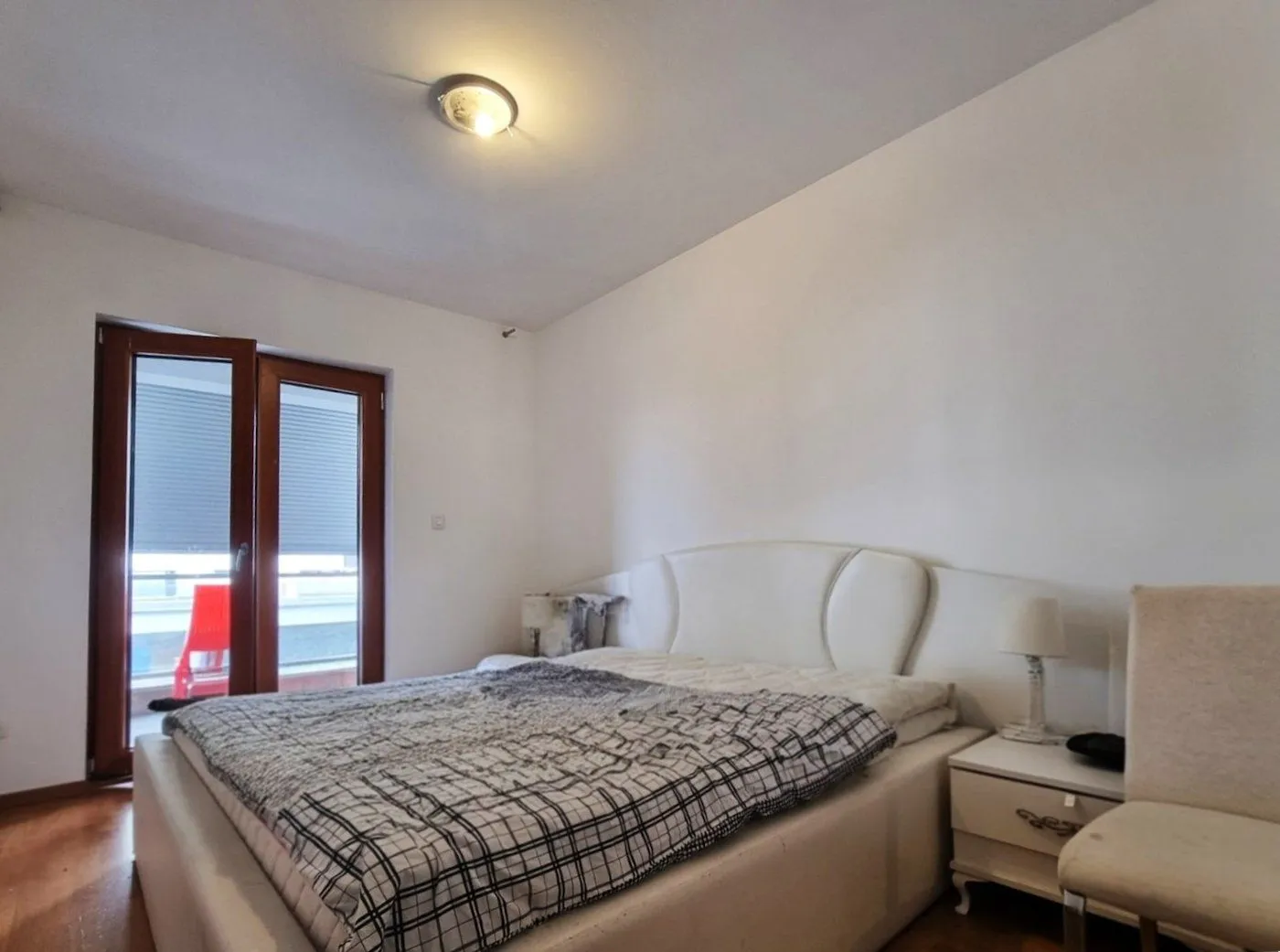 Prodaja, trosoban stan, 120m², Tološka šuma, Podgorica