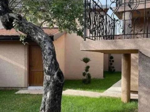 Sale, house, 165m², Cetinje, Crna Gora - image 2