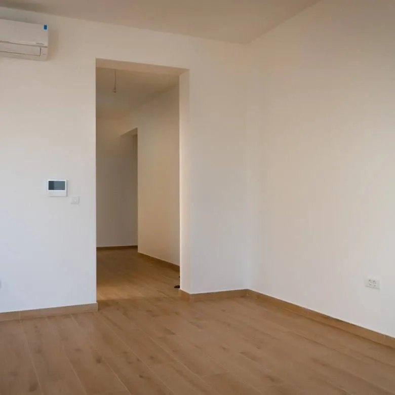 Sale, two bedroom apartment, 73m², Centar, Budva