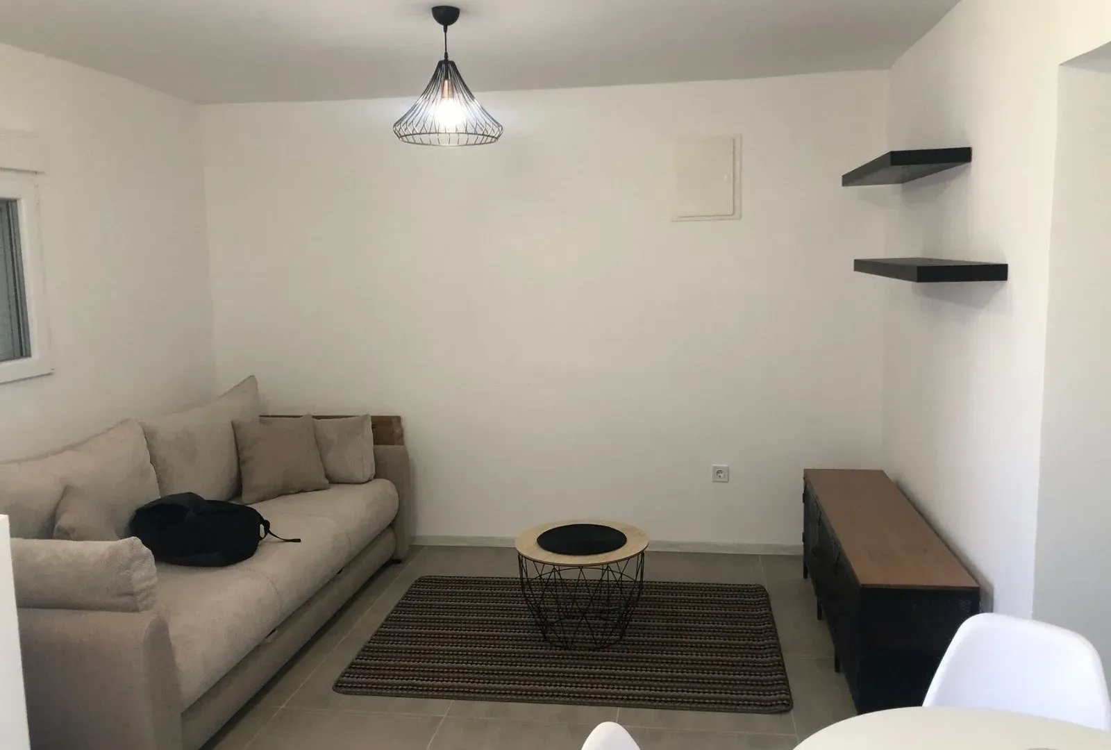 Izdavanje, stan, 29m², Tološi, Podgorica