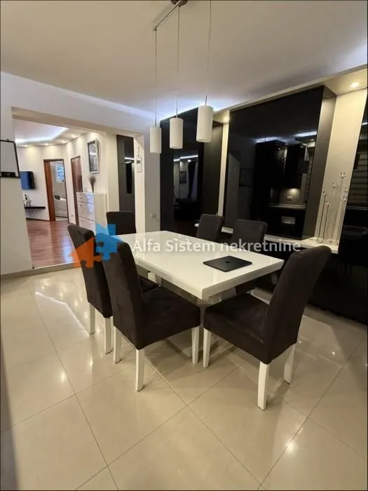 Rent, three bedroom apartment, 72m², Žarkovo, Beograd
