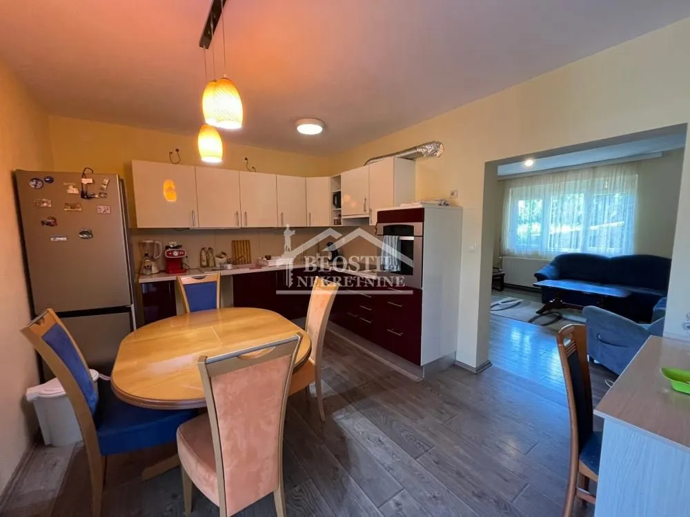 Sale, house, 250m², Papazovac, Smederevo