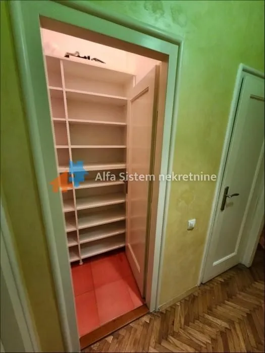 Rent, three bedroom apartment, 75m², Đeram Pijaca, Beograd