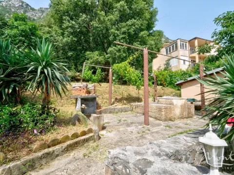 Sale, house, 174m², Muo, Kotor - image 37