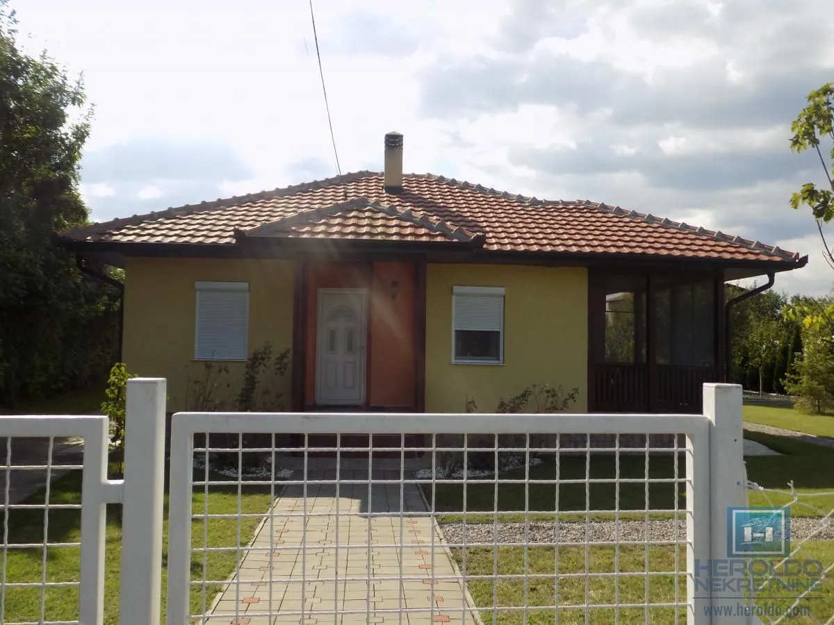 Sale, house, 96m², Karadjordjevo brdo, Paraćin
