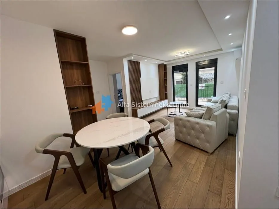 Rent, two bedroom apartment, 54m², Lekino Brdo, Voždovac Sve Podlokacije