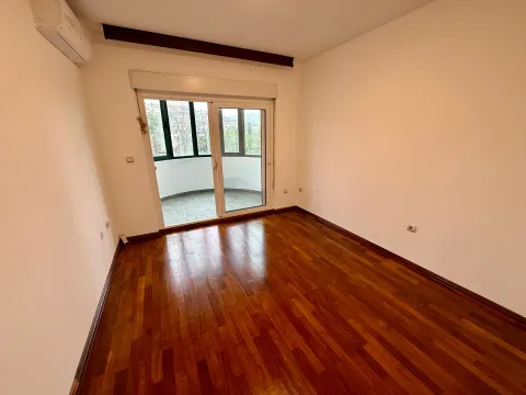 Prodaja, dvosoban stan, 90m², Preko Morače, Podgorica - image 10