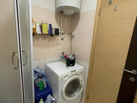 Izdavanje, jednosoban stan, 54m², Pobrežje, Podgorica - image 9