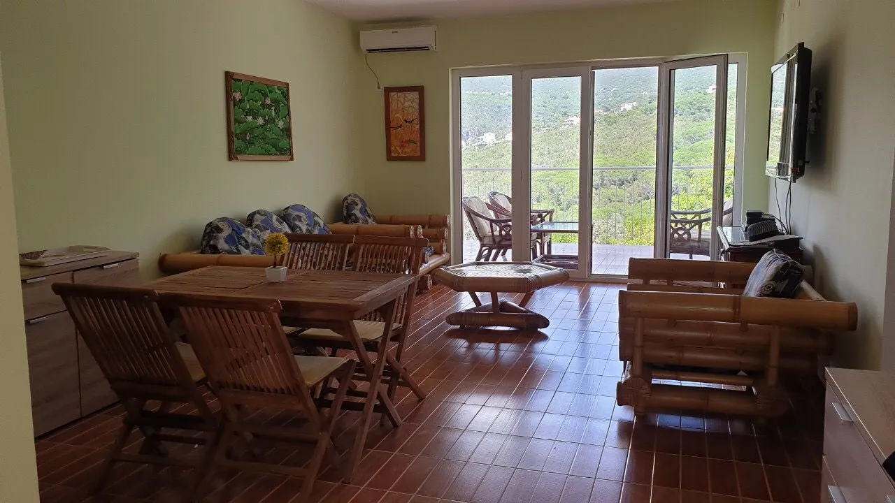 Prodaja, stan, 84m², Herceg Novi, Crna Gora