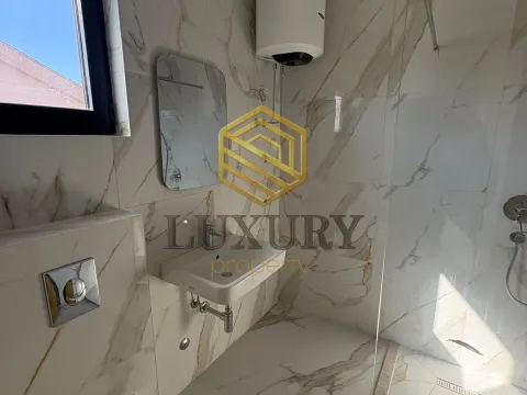 Prodaja, jednosoban stan, 33m², Momišići, Podgorica - image 7