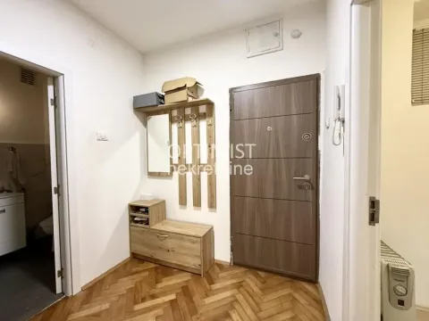 Rent, one bedroom apartment, 32m², Stari Grad, Beograd - image 7