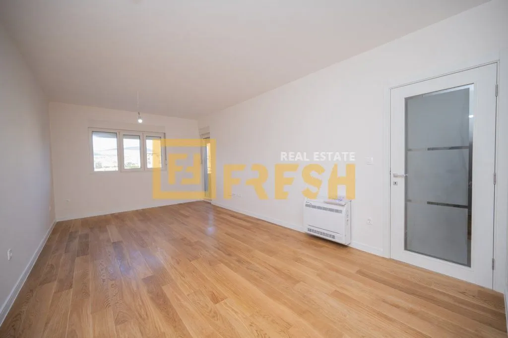 Izdavanje, dvosoban stan, 72m², City Kvart, Podgorica