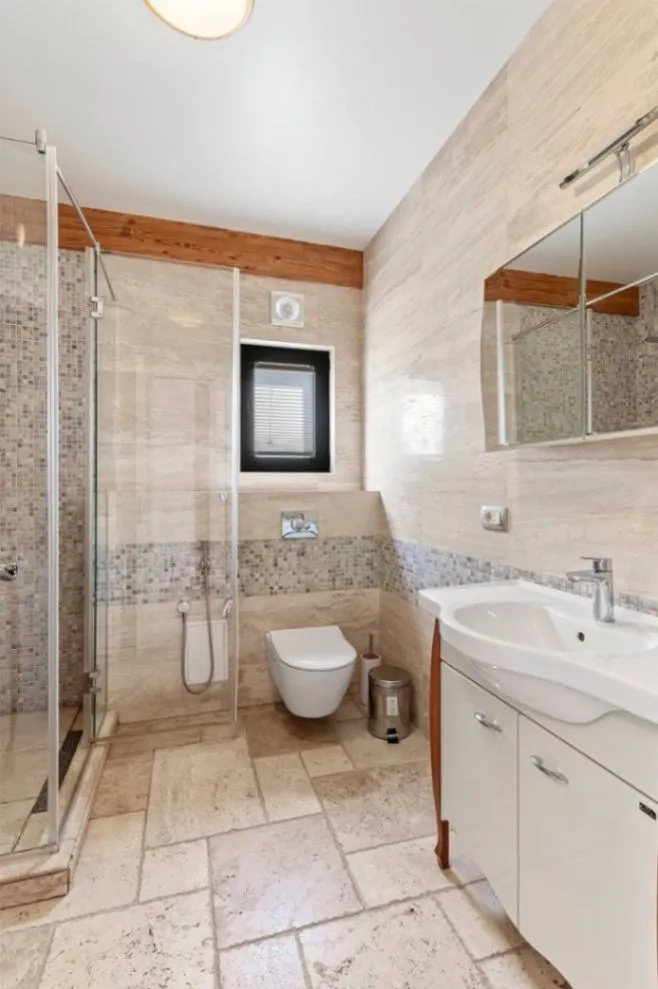 Sale, house, 220m², Tivat, Crna Gora