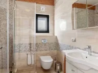 Prodaja, kuća, 220m², Tivat, Crna Gora - image 9